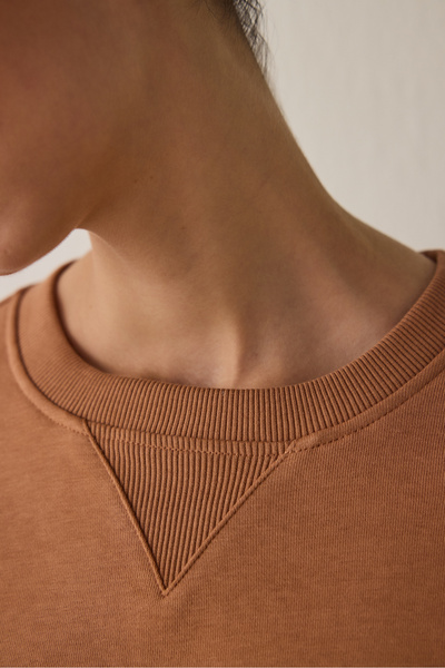 Penti Light Brown Curvy Edge Crew Neck Oversize Crop Sweatshirt