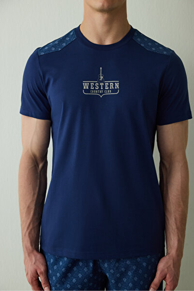 Penti Indigo Herren-Pyjama-Set aus Baumwolle mit Western-Slogan und kurzen Ärmeln