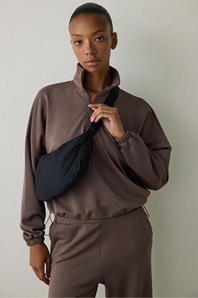 Penti Khaki Silky Feel Stand Collar Crop Sweatshirt