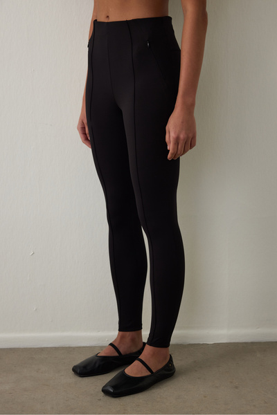 Penti Black High Waist Leggings with Hidden Pocket Look