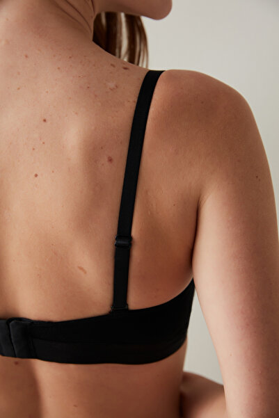 Penti Fekete Angelina pánt nélküli Underwire Push Up melltartó