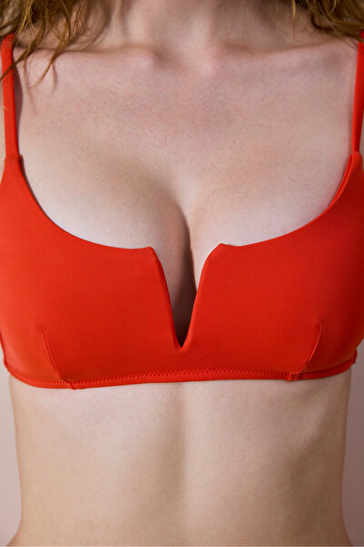 Penti V Cut Coral Top