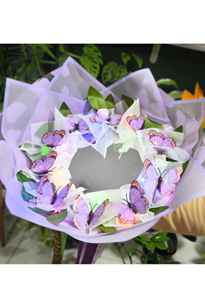 Aden Çiçek Evi KELEBEKLER UÇUŞUR, IŞIKLAR PARLAR…AMA EN GÜZELİ SENSİN… Aynalı...