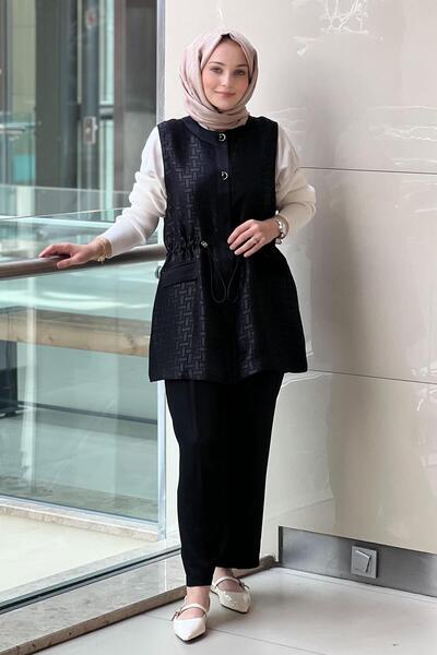 Ghisa Self-Patterned Vest and Trouser Set with Waist Stopper