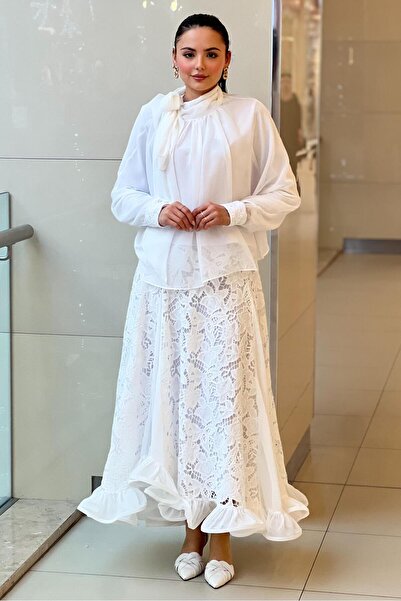 Ghisa Skirt Hem Guipure Ruffle Blouse Set