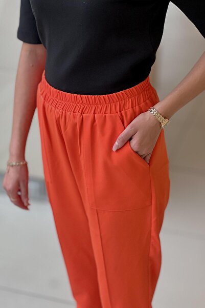 Invee Invee Carrot Pants