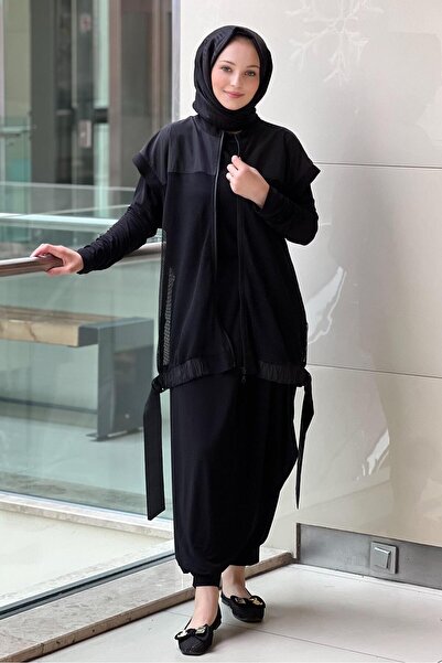 Nurcan Çetin طقم ثلاثي من سترة وشال وبنطلون فضفاض بتفاصيل مفصلة