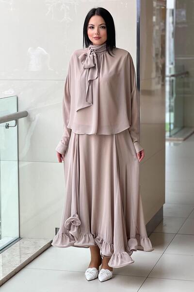 Ghisa Chiffon Suit with Ruffled Skirt and Underwear