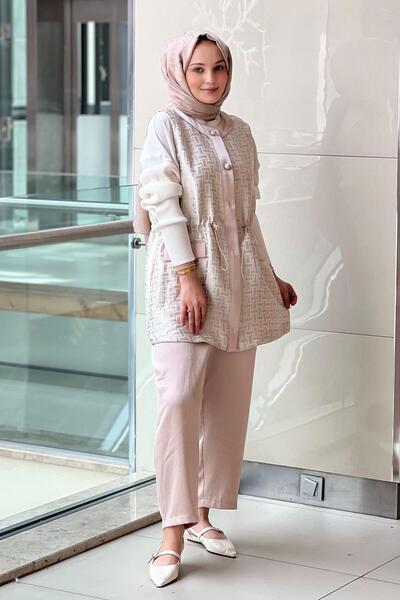 Ghisa Self-Patterned Vest and Trouser Set with Waist Stopper
