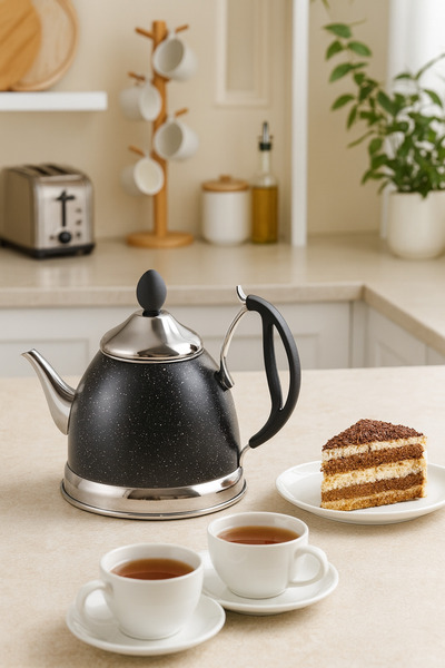 Generic A teapot for black tea and milk