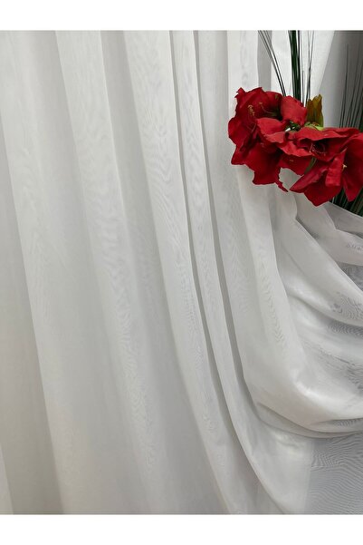 Liz Line Perdea voal simplu, diverse culori si marimi, din colectia "Basic" by Liz Line, cu rejansa.