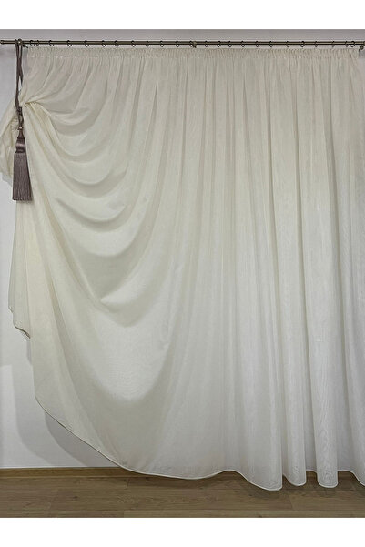 Liz Line Simple veil curtain, various colors and sizes, from the "Basic" collection by Liz Line, with drapery.
