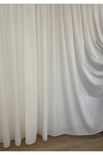 Liz Line Simple veil curtain, various colors and sizes, from the "Basic" collection by Liz Line, with drapery.