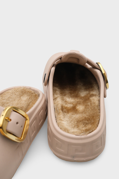 Capone Outfitters Жіночі капці Daisy