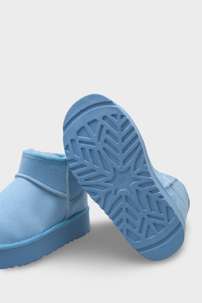 Capone Outfitters Cizme scurte pentru femei Raina, cu talpă groasă, cu vârf rotund, din shearling