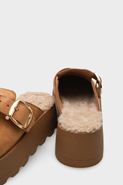 Capone Outfitters Leticia Fur Suede Look Women's Sabo