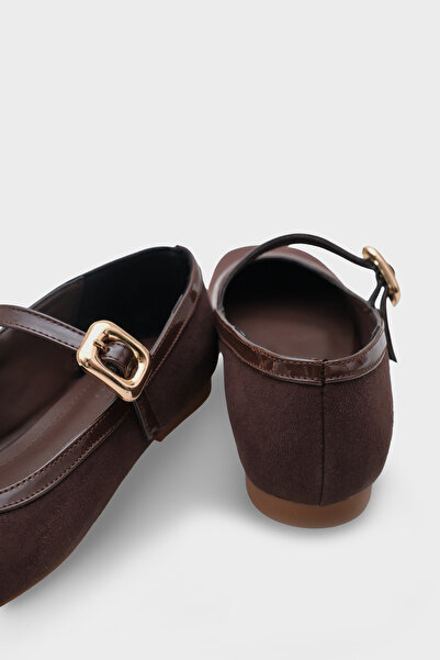 Capone Outfitters Γυναικείες μπαλαρίνες Sibelle με ανοιχτό μύτη και λουράκια από ψεύτικο σουέτ