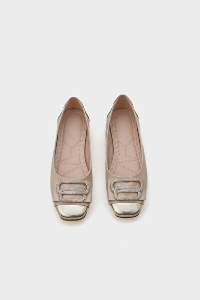 Capone Outfitters Adina Blunt Toe Mirrored Stone Buckle Women's Ballerinas