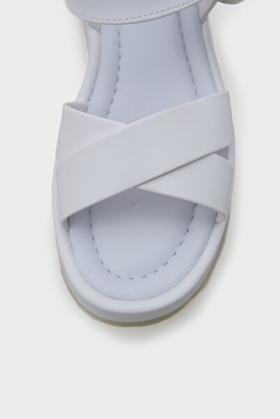 Capone Outfitters Dolly Cross Strap Comfort Buckle Wedge Heeled Women's Sandals