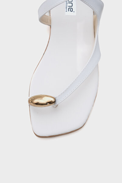 Capone Outfitters Pammy Women's Sandals