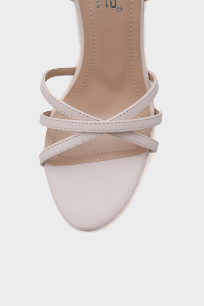 Capone Outfitters Dámské sandály na středním podpatku s kulatou špičkou Stefanie