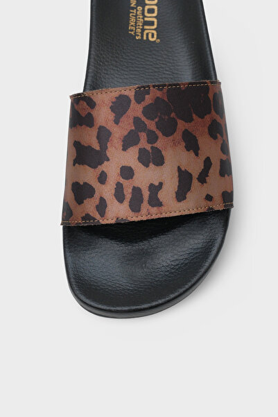 Capone Outfitters Papuci pentru femei Maurise