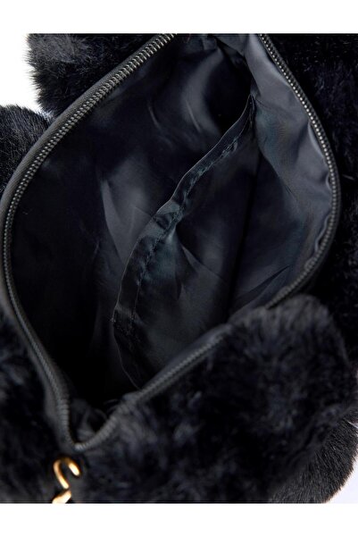 Jimmy Key Plush Shoulder Bag with Black Metal Chain