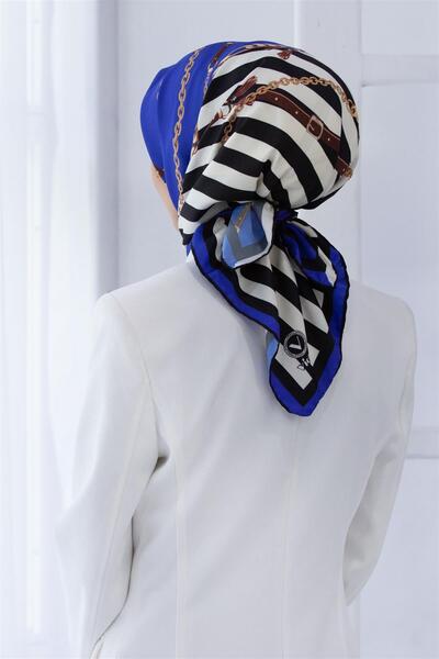 VİOLLA Twill Çizgili Zincir ve Kemer Desenli Saks Renkli 90x90 Eşarp (İpek İç...