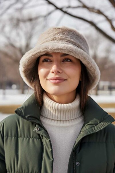 Aware Time Pălărie de iarnă de pluș pentru femei