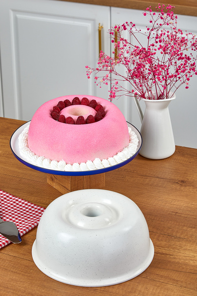 Taç Cast Drop Cake Mold Cream