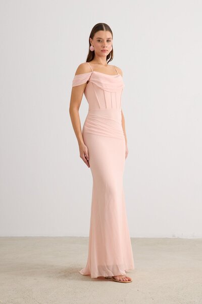 Carmen Pudra Askılı Uzun Şifon Abiye Elbise