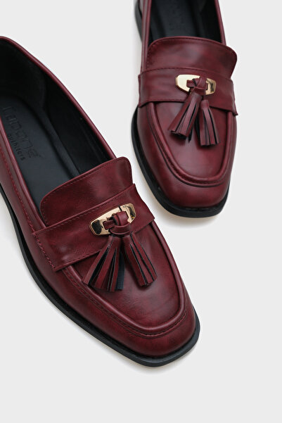 Capone Outfitters Дамски мокасини с метална катарама и пискюли