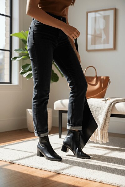 DİVOLYA Μπότες και μπότες καθημερινής χρήσης Lash από μαύρο λουστρίνι με κοχλία (Ύψος τακουνιού 5 cm)