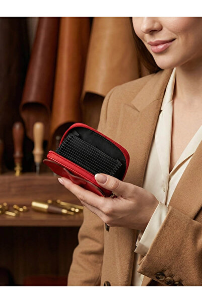 yedideri Elephant Shaped Real Leather Card Holder – Symbol of Abundance and L...