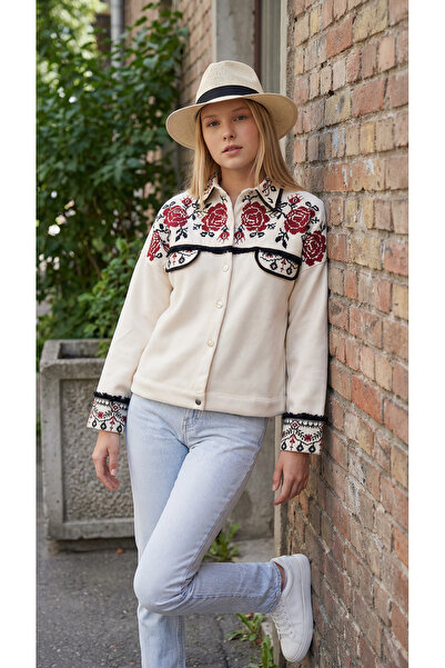 Matcha Butik Women's Embroidered White Vintage Cashmere Jacket