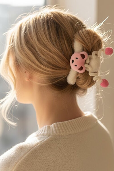 CAŞ DEKORASYON Κρεμ χρώματος βελούδινη αγκράφα με αρκουδάκι