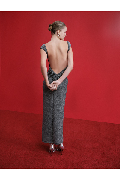 Koton Rochie de tip caietă, cu decolteu rotund, fără mâneci, cu sclipici, lungime midi