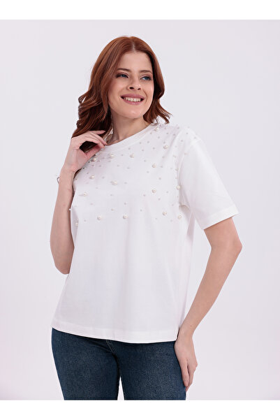 ABRHM Farklı Boyutlarda İnci İşlemeli Normal Kalıp Beyaz Basic T-Shirt