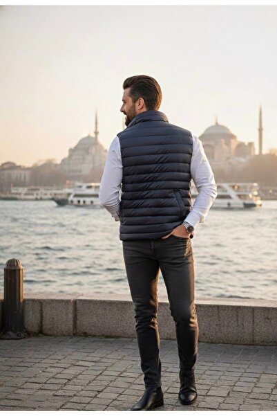 YusGos Men's Waterproof Hooded High Quality Inflatable Padded Vest with Zipper Pockets