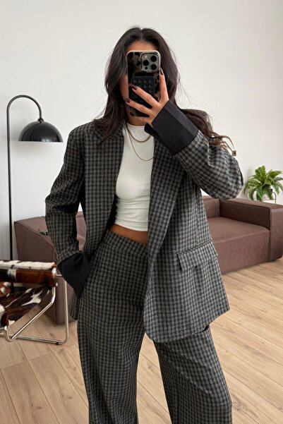 SHILSEE BEUTİQUE ΓΥΝΑΙΚΕΙΟ ΣΕΤ ΚΑΡΟ ΜΕ ΜΑΚΡΥΜΕΝΟ ΜΑΝΙΚΙ ΜΕ ΛΕΠΤΟΜΕΡΕΙΕΣ ΣΕ ΜΕΓΑΛΟ ΜΕΓΕΘΟΣ ΓΚΡΙ