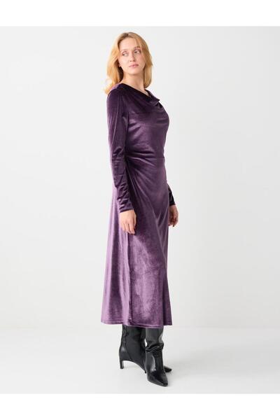 Jimmy Key Rochie lungă din catifea din material subțire cu mâneci lungi și decolteu în formă de prune