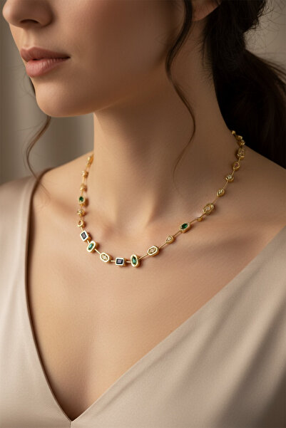 Women's Necklace with Steel-Color Zircon Gemstone Elegant and Stylish Design