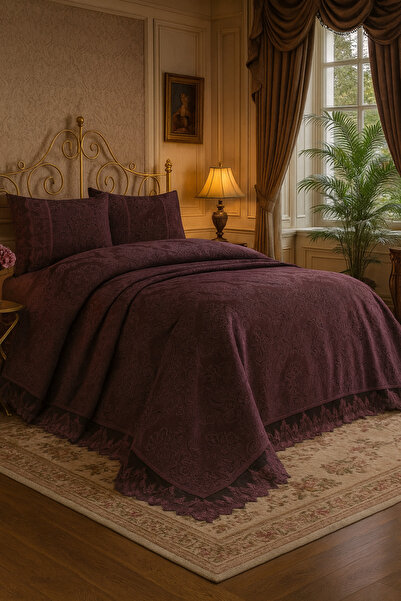 Çeyiz Bahçesi Beylerbeyi Fransız Güpürlü Mürdüm Yatak Örtüsü