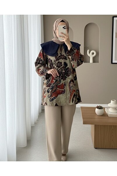 Modamorfo Apron Collar Half Buttoned Slit Quilted Tunic -Beige