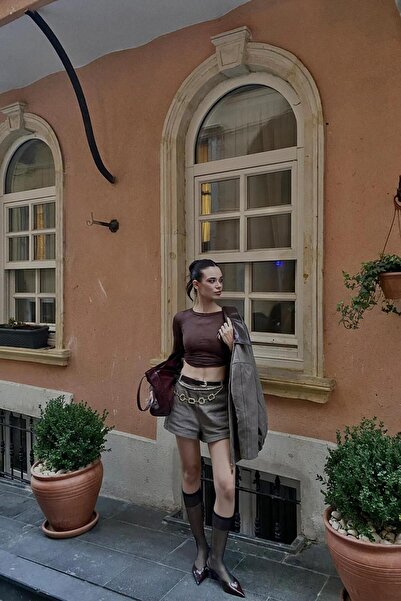 Quzu Kadın Kısa Kaşe Şort Kahverengi