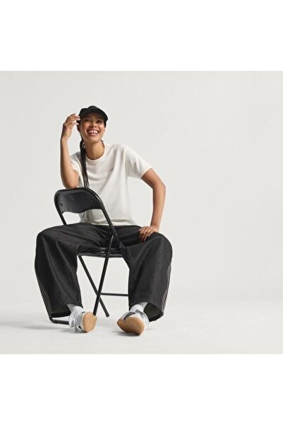 adidas Women's White T-Shirt P Ess T-Shirt Jw3654