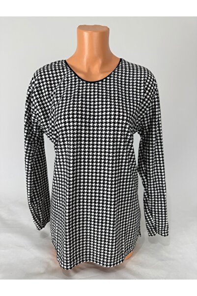 YAŞAR TRİKO Kadın Siyah Beyaz Desenli U Yaka Kısa Kollu Yanları Yırtmaçlı Vis...