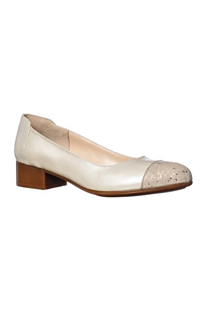 Catinca Shoes Women's genuine leather shoes – Beige Golden Toe – T 7 BVFA