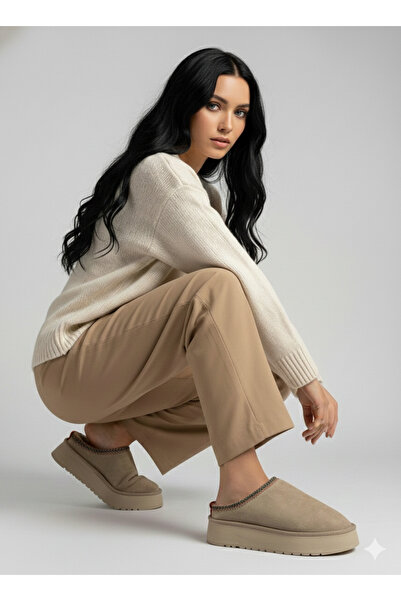 Oregon Shoes ® I Perth UGGYY Γυναικείες παντόφλες με λεπτομέρεια κεντήματος και επένδυση από γούνα