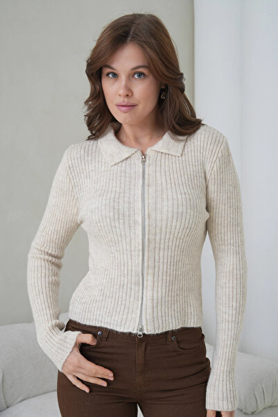 Park Karon Women's Polo Neck Zipper Detailed Soft Textured Corded Fabric Knitwear Jacket